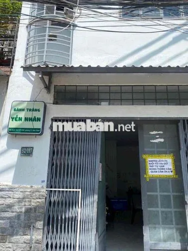 tuyển nhân viên trộn bánh tráng