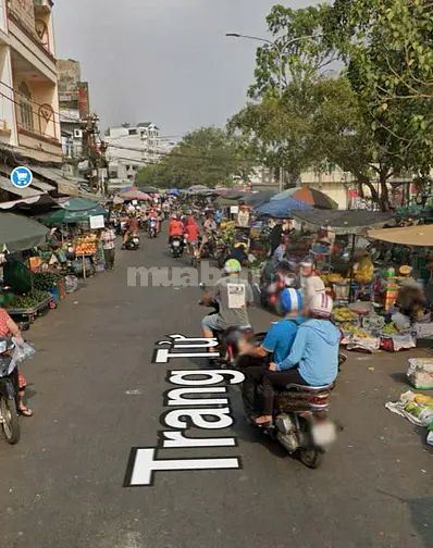 Cho thuê nhà mặt tiền 109 Trang Tử Phường 14, Quận 5