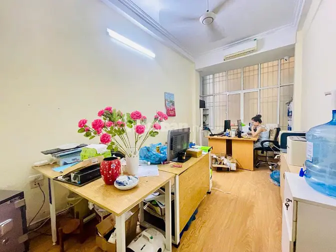 Nhà phố Phương Mai, phường Kim Liên 6 tầng giá nhỉnh 7 tỷ.