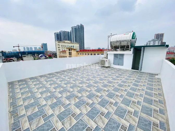 Nhà mặt phố Cầu Giấy 110m 7 tầng hầm tum mt 6m sạch đẹp có thang máy 