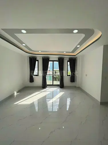 Nhà mới xây hẻm xe hơi, 3 Phòng ngủ lớn, 3 lầu, Q10