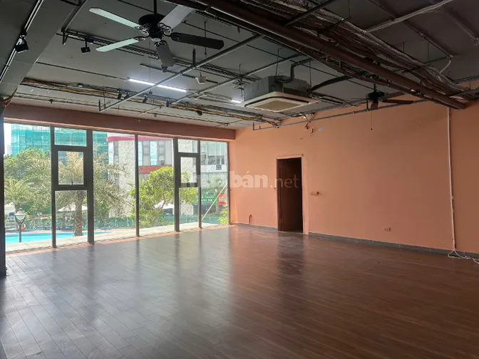 Cho thuê mặt bằng kinh doanh mặt đường Trương Công Giai và Giải Phóng