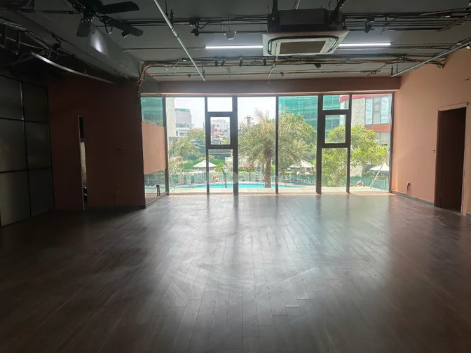 Cho thuê mặt bằng kinh doanh mặt đường Trương Công Giai và Giải Phóng