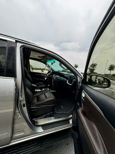 Fortuner nhập khẩu Indonexia số Tự Động máy Dầu 30/5 số hn