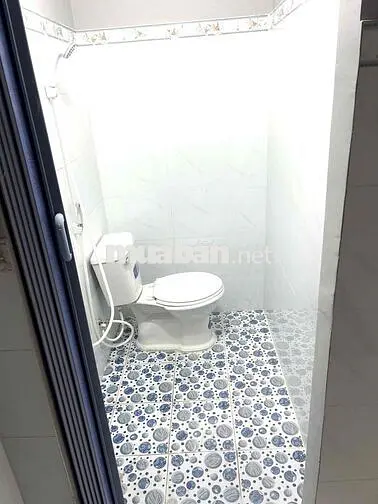Phòng trọ cạnh cầu vượt ngã tư ga 1 Trệt 1 Lầu ban công