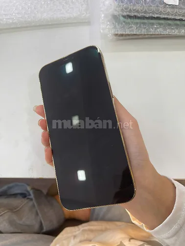 Góp trả trước 1.999k là có máy. 
