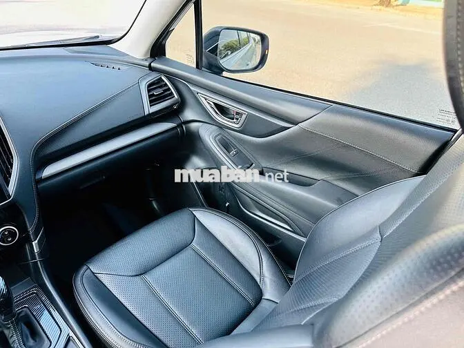 Subaru Forester 2.0i 2022 Trắng