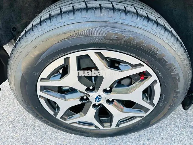 Subaru Forester 2.0i 2022 Trắng