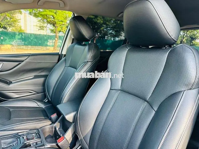 Subaru Forester 2.0i 2022 Trắng