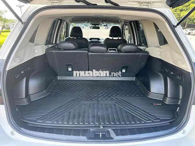 Subaru Forester 2.0i 2022 Trắng