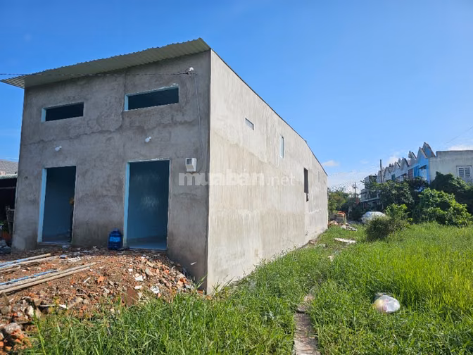 Cho thuê lâu dài  NHÀ MỚI XÂY. DT 3x12 có gác lững 3x6m, oto tới nhà