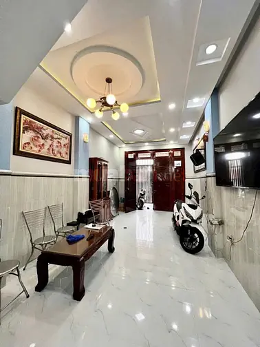 CĂN 1: BÁN NHÀ HẺM 3M (3 GÁC) HẬU GIANG, P.11, Q.1, 6,8 TỶ