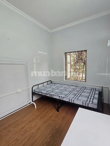 Cho thuê nhà 12m2 ngõ 106 Hoàng Quốc Việt
