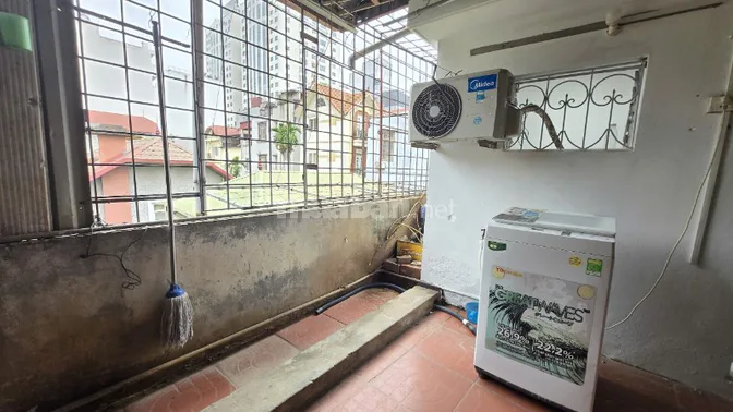 Cho thuê nhà 12m2 ngõ 106 Hoàng Quốc Việt