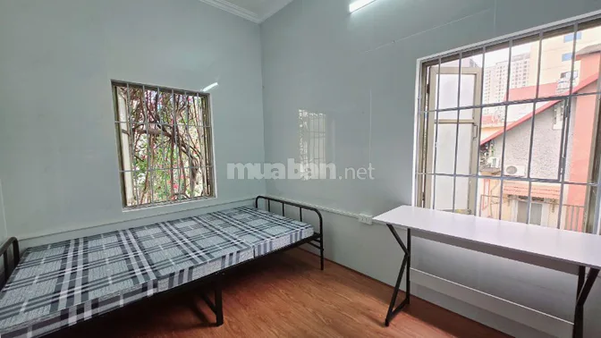 Cho thuê nhà 12m2 ngõ 106 Hoàng Quốc Việt
