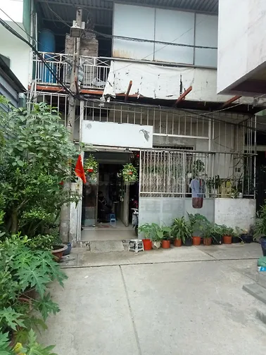 Nhà MT thụt võ văn kiệt sát Bệnh viện mới