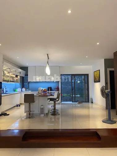 ⭐️Biệt thự 4 lầu khu VIP Mặt tiền Hồ Biểu Chánh, P11, Q.Phú Nhuận, giá