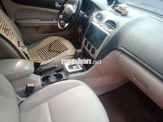 Ford Focus Số tự động Đen 5 chỗ