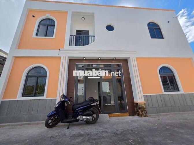 Giảm 150 triệu. Chỉ còn 1 tỷ 200 triệu
