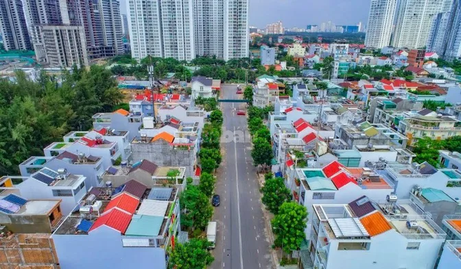 Bán đất lô góc 2 mặt tiền khu Sadeco Phước Kiển A 