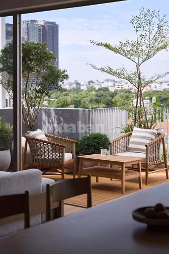 Chính chủ bán hoặc cho thuê nhà phố Hàng Chuối