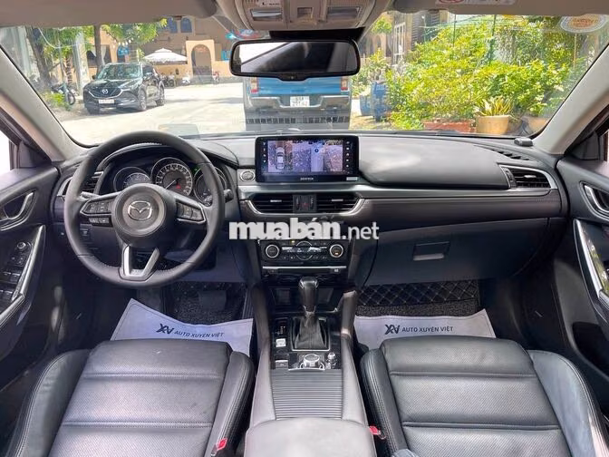 Mazda 6 2.0 Premium 2019 Trắng Tự động 25.000 km