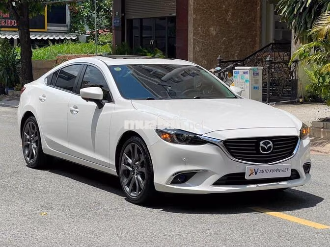 Mazda 6 2.0 Premium 2019 Trắng Tự động 25.000 km
