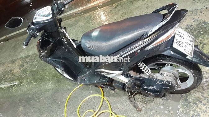 Yamaha Luvias 2013 Đen