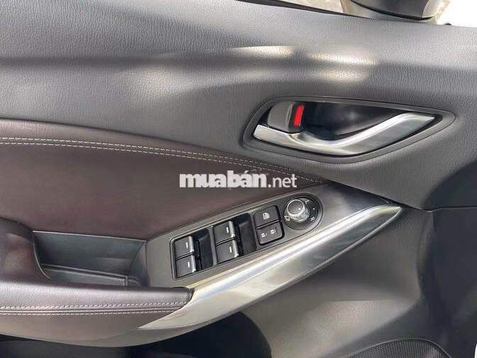Mazda 6 2.0 Premium 2019 Trắng Tự động 25.000 km