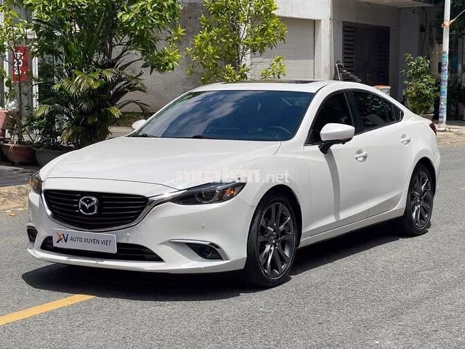 Mazda 6 2.0 Premium 2019 Trắng Tự động 25.000 km