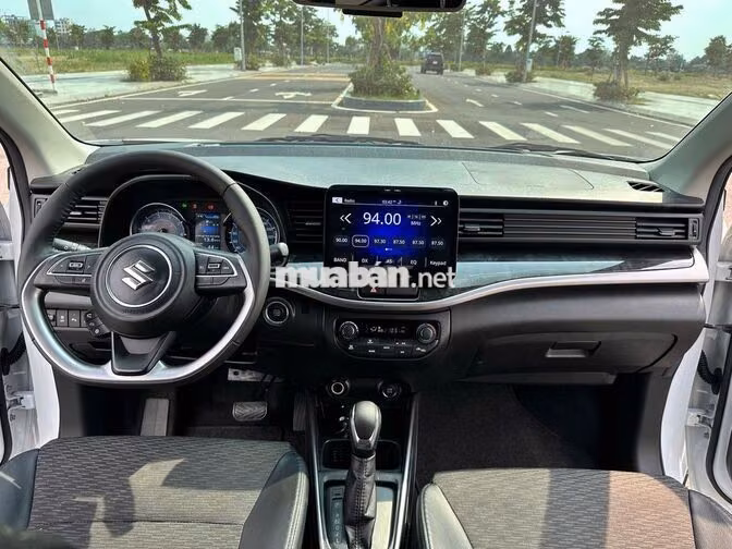 Suzuki XL7 Hybrid 2024 Trắng 36.000 km full hãng