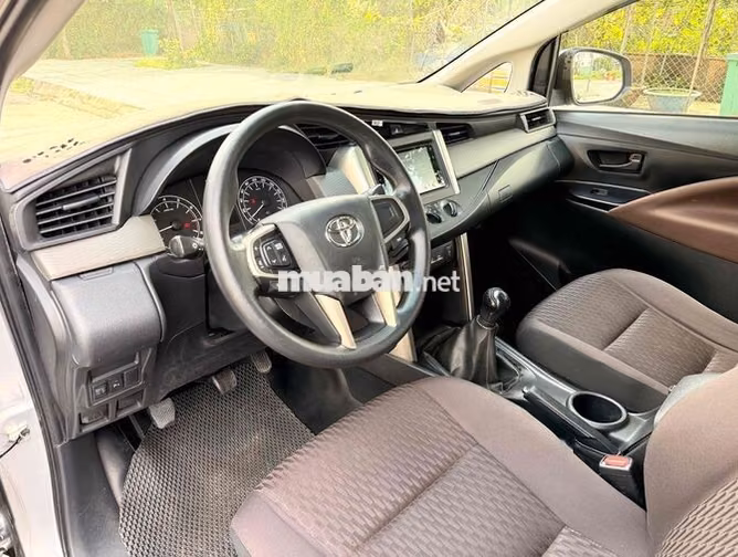 TOYOTA INNOVA 2022 MT Một chủ mua mới