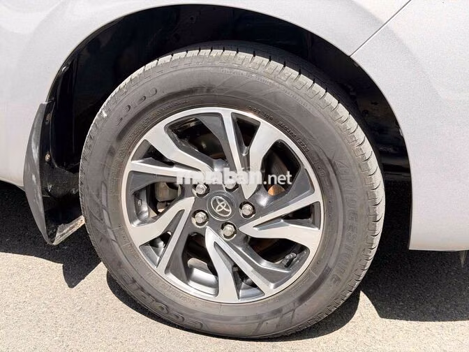 TOYOTA INNOVA 2022 MT Một chủ mua mới
