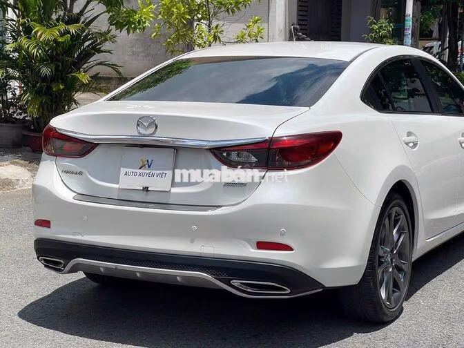 Mazda 6 2.0 Premium 2019 Trắng Tự động 25.000 km
