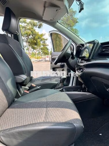 Suzuki XL7 Hybrid 2024 Trắng 36.000 km full hãng