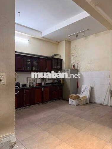 NHÀ  4PN SƠN SỬA MỚI GẦN THÀNH THÁI QUẬN 10