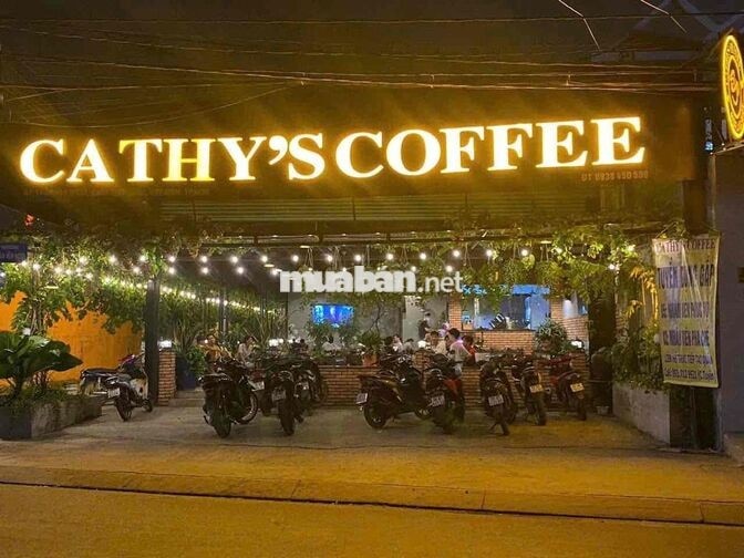 Tuyển nhân viên phục vụ
