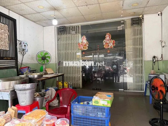 Tuyển nữ bán bánh 20-28t ca ngày Q4 30k/h