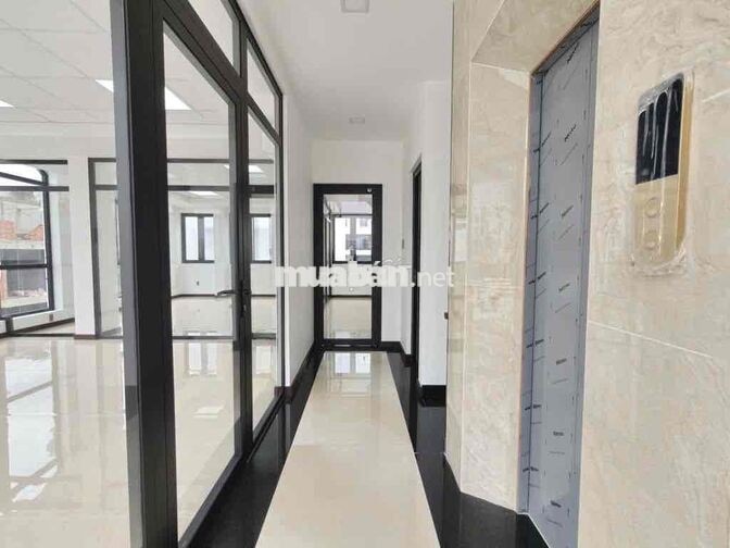 🏢 CHO THUÊ TÒA NHÀ MẶT TIỀN PHAN XÍCH LONG DT 10 X 18M PHÚ NHUẬN