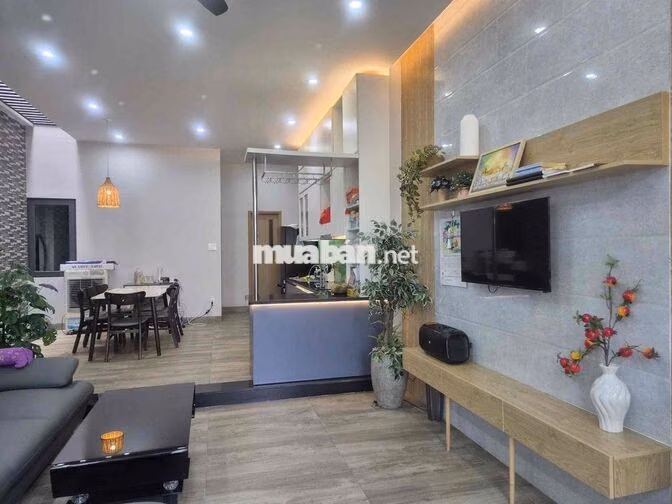 Cho thuê nhà gần biển Non Nước Hoà Hải 3pn giá 22 triệu