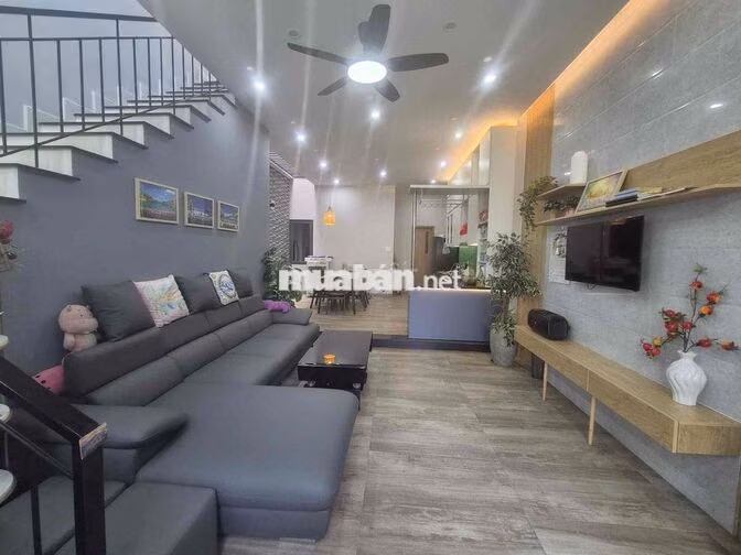 Cho thuê nhà gần biển Non Nước Hoà Hải 3pn giá 22 triệu