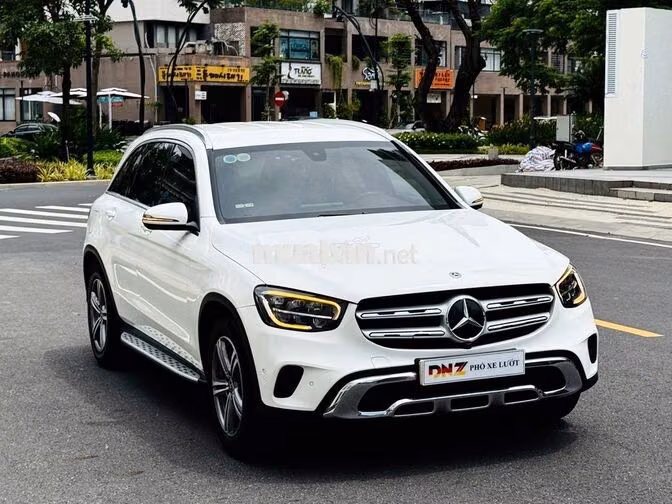 Mercedes-Benz GLC200 2022 Trắng