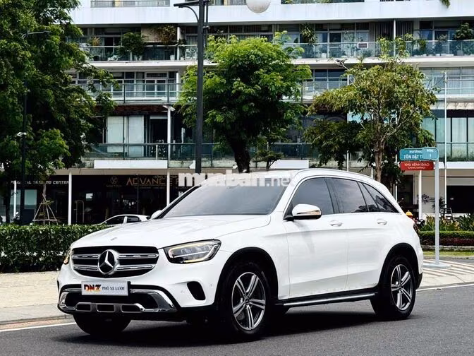 Mercedes-Benz GLC200 2022 Trắng