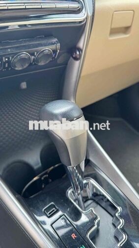 Toyota Yaris 2018 lăn bánh 2019 Trắng 49000 km