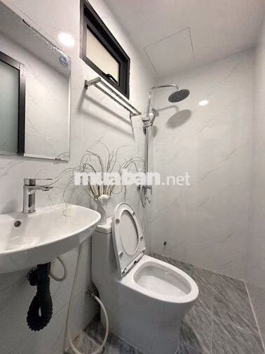CHO THUÊ CĂN HỘ STUDIO FULL NT- Đại Học Ngoại Ngữ-Vòng xoay dân chủ