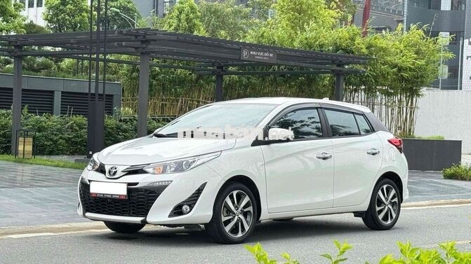 Toyota Yaris 2018 lăn bánh 2019 Trắng 49000 km