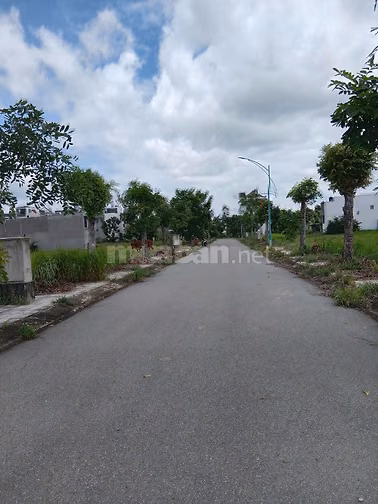 bán một lô đất khu dân cư Phú SInh Cát Tường
