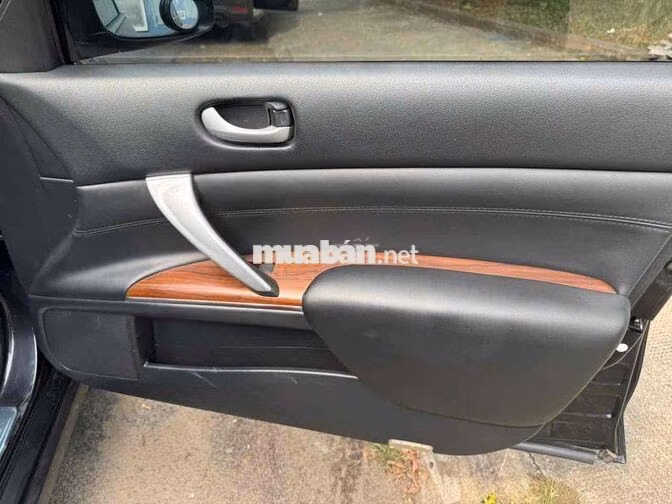 Nissan Teana 5 chỗ màu Đen  cop  xe gia dinh