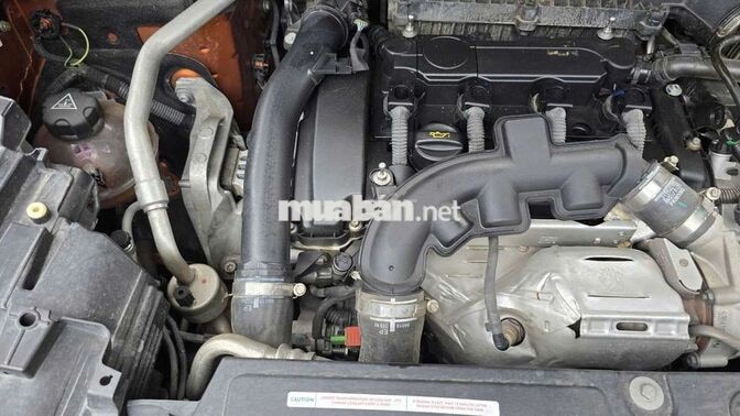 Peugeot 3008 2022 Allure 1.6 Turbo,màu cam,6v.km
