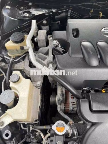 Nissan Teana 5 chỗ màu Đen  cop  xe gia dinh